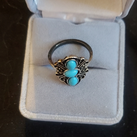 💚5/$25 Vintage Turquoise Resin Boho Statement Cocktail Ring Size 7 - Picture 4 of 4